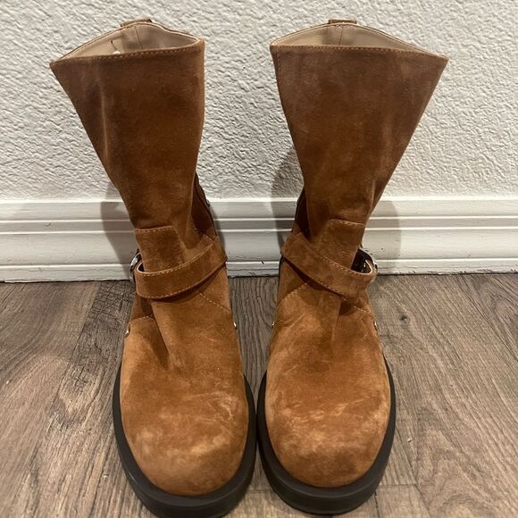 Stuart Weitzman suede Maverick Pull-On Bootie Size 8.5 - Picture 5 of 6